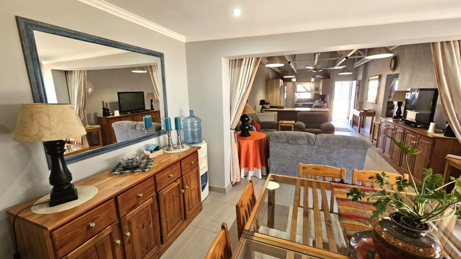 2 Bedroom Property for Sale in Ifafi North West